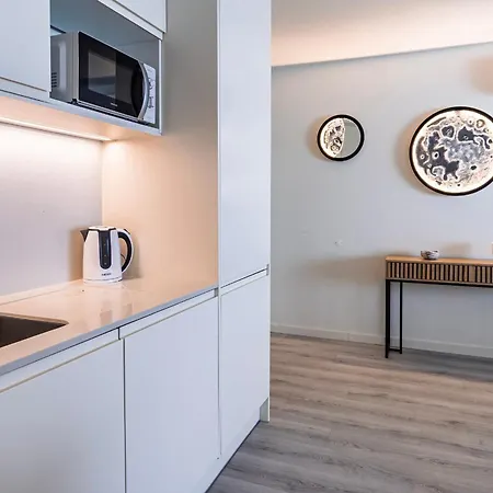 公寓 1bdr Modern With Pool By Lovelystay *